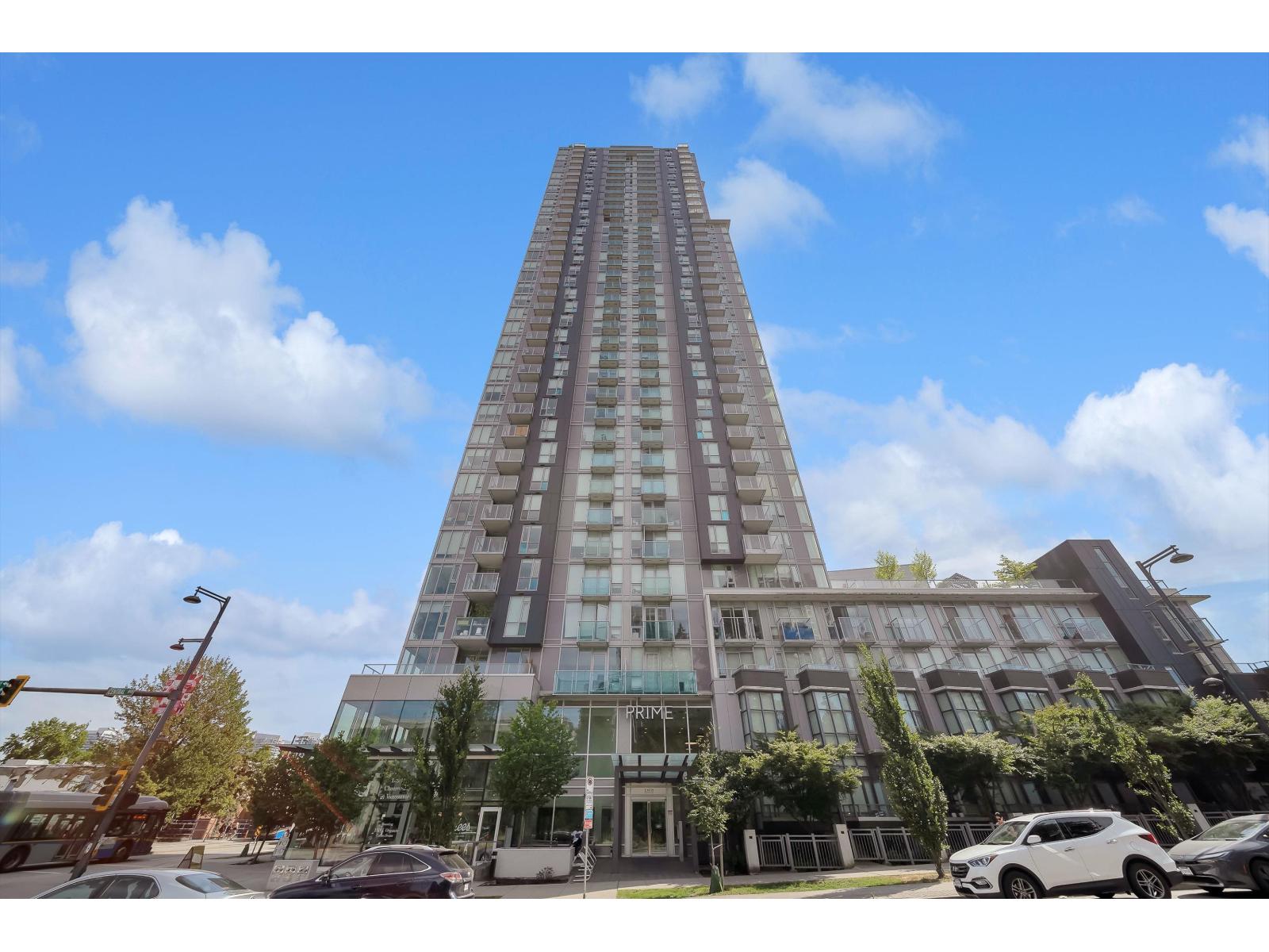 3705 13438 Central Avenue, Surrey, British Columbia  V3T 0N2 - Photo 1 - R3034139