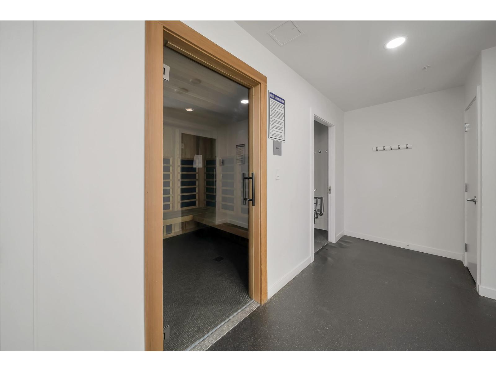 3705 13438 Central Avenue, Surrey, British Columbia  V3T 0N2 - Photo 23 - R3034139
