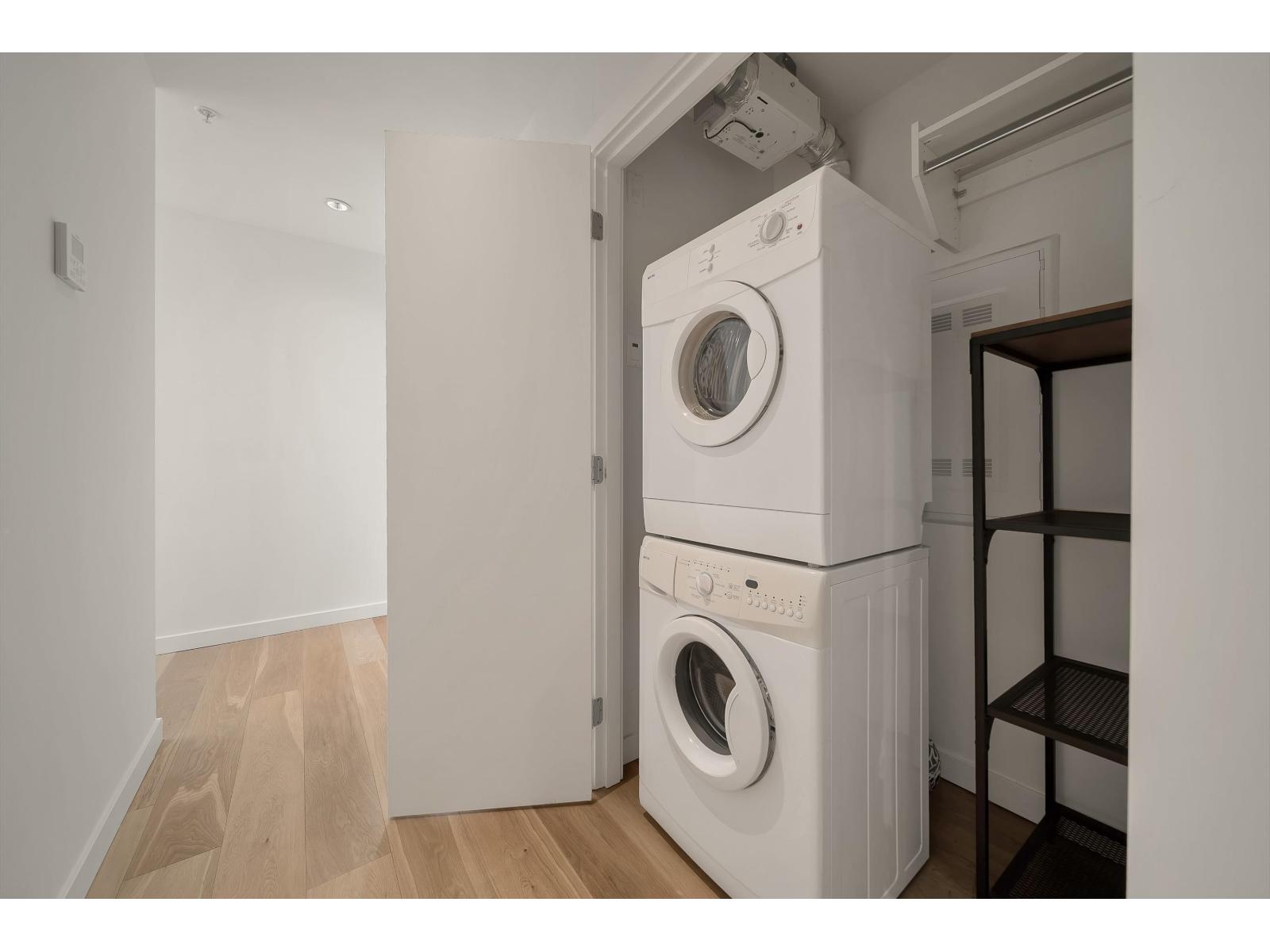 3705 13438 Central Avenue, Surrey, British Columbia  V3T 0N2 - Photo 3 - R3034139