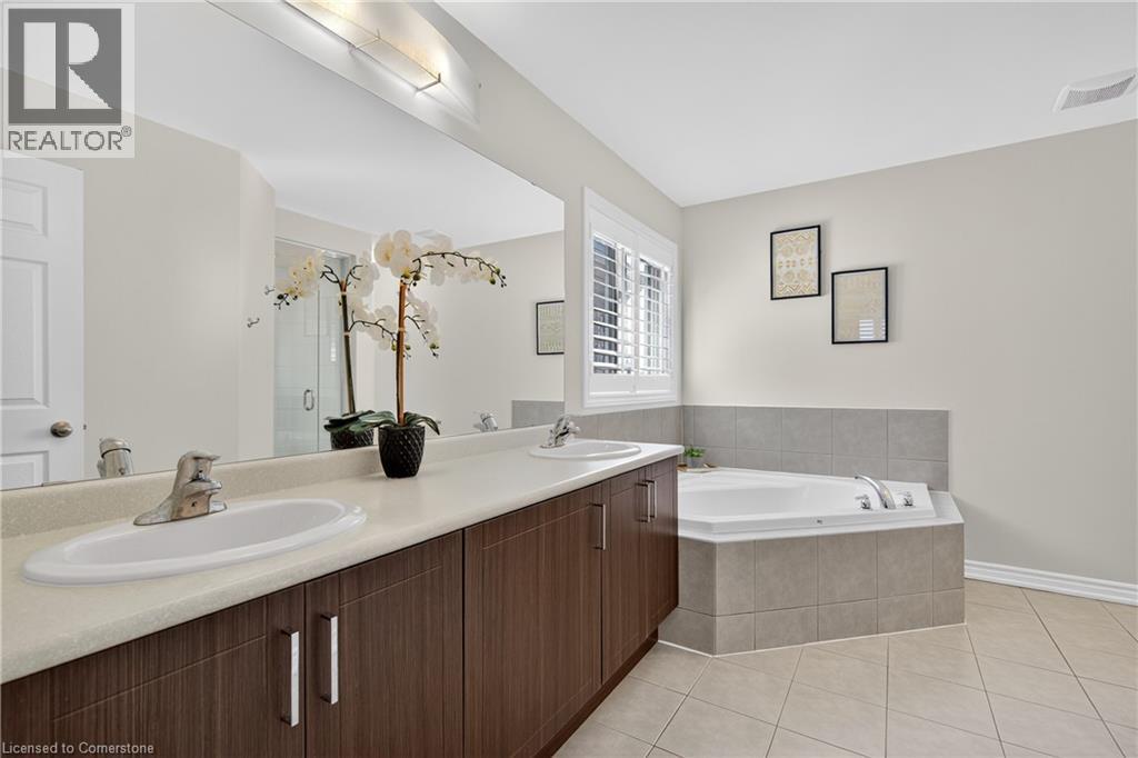 279 Voyager Pass, Binbrook, Ontario  L0R 1C0 - Photo 18 - 40757680
