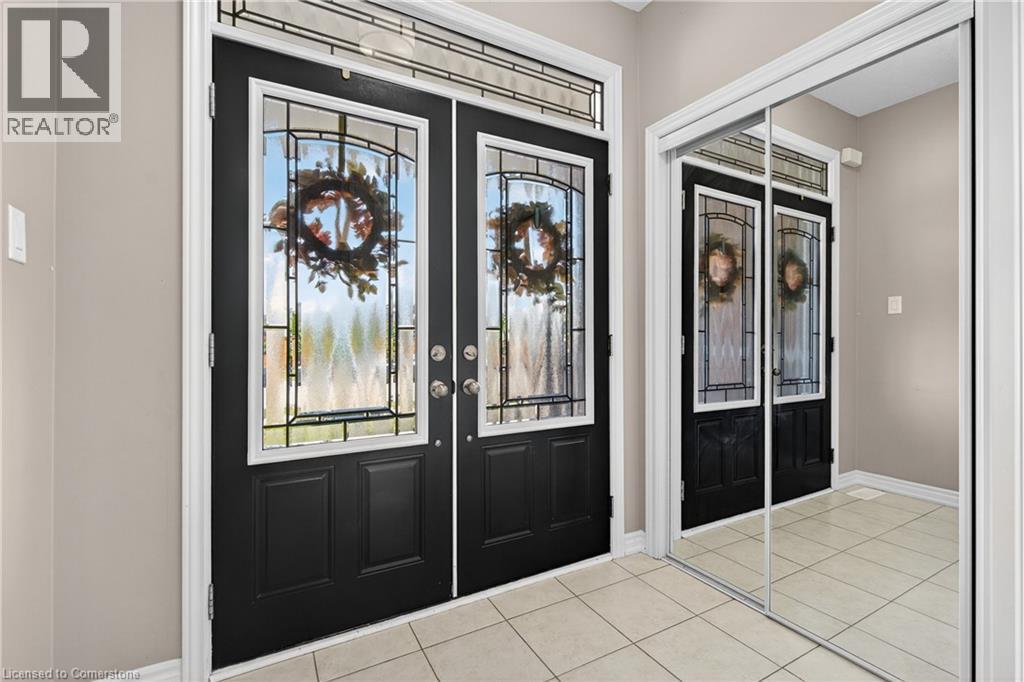 Property at 279 VOYAGER Pass image 3