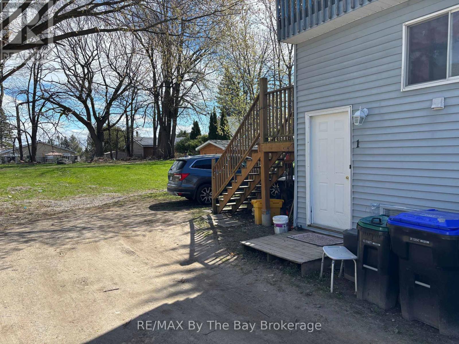 203 George Street, Midland, Ontario  L4R 2W3 - Photo 4 - S12327588