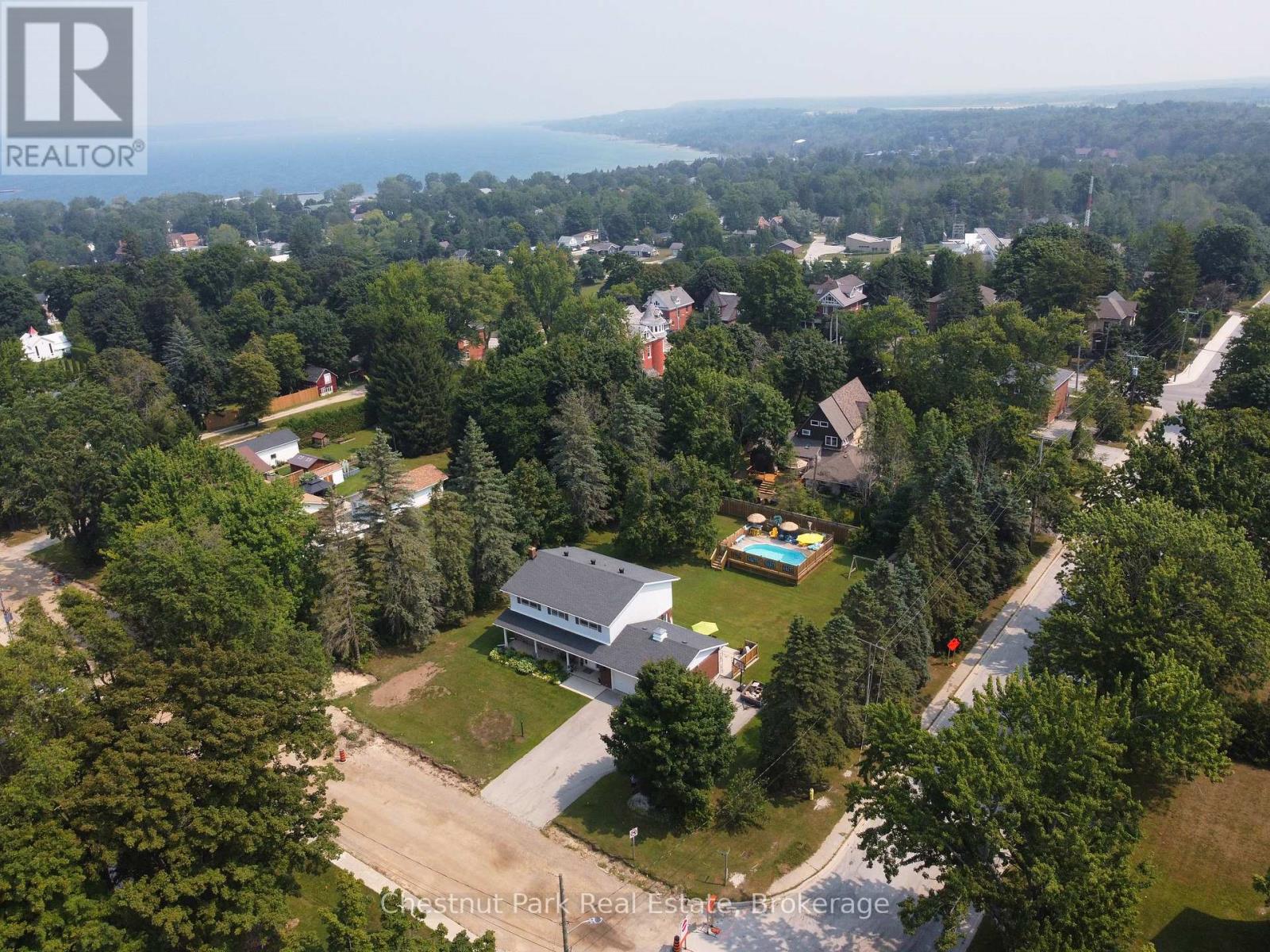 319 Gould Street, South Bruce Peninsula, Ontario  N0H 2T0 - Photo 2 - X12327574