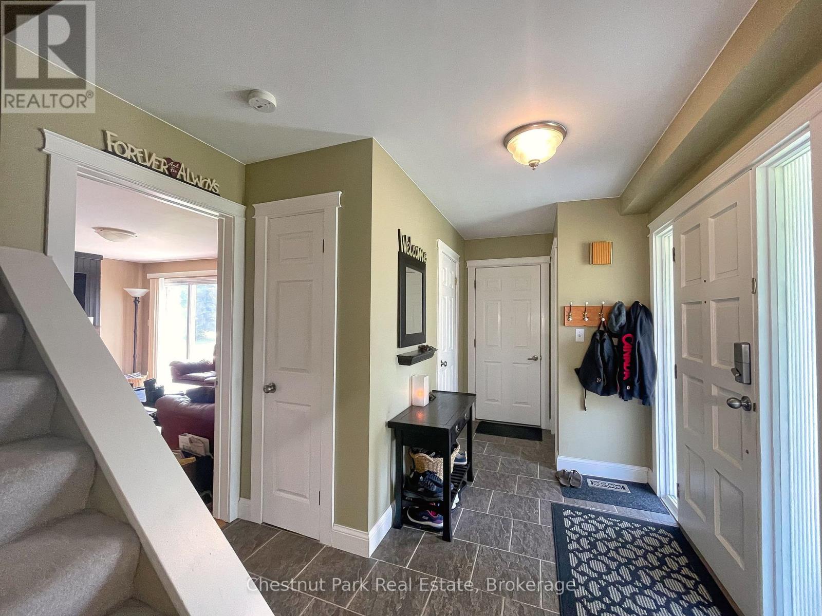 319 Gould Street, South Bruce Peninsula, Ontario  N0H 2T0 - Photo 4 - X12327574