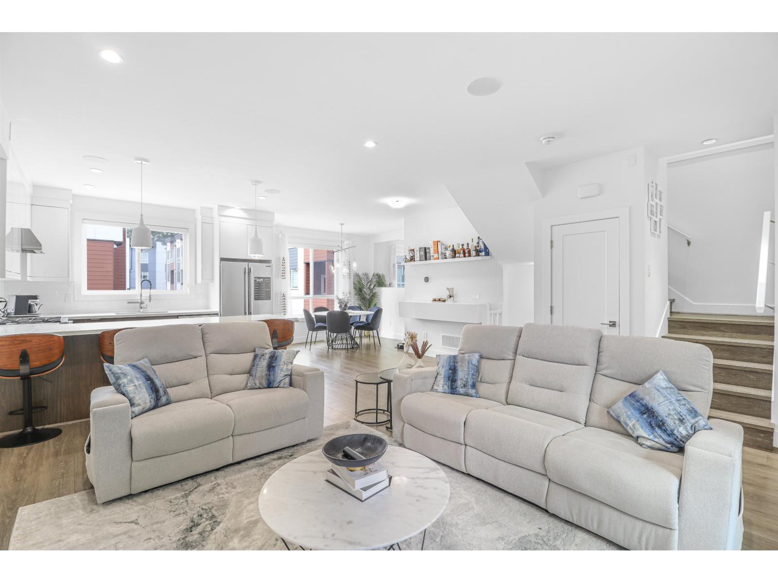 16 1670 160 Street, Surrey, British Columbia  V4A 0C6 - Photo 2 - R3034084