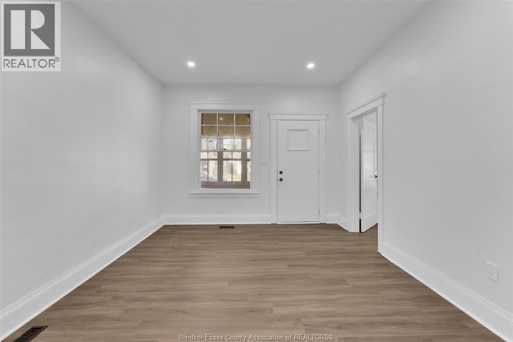 Property at 505 MCKAY image 5
