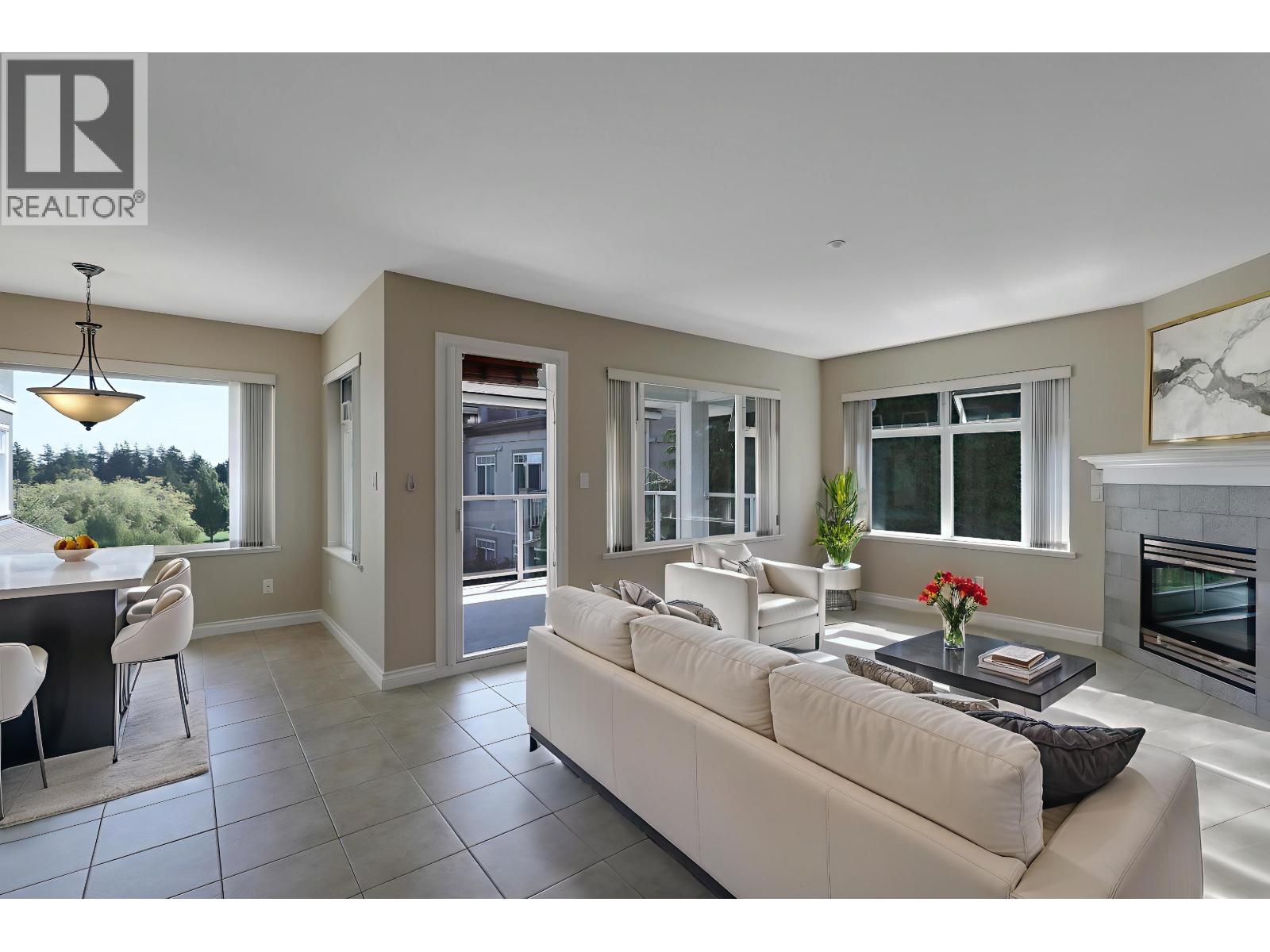 301 1330 Hunter Road, Delta, British Columbia  V4L 1Y8 - Photo 3 - R3032502