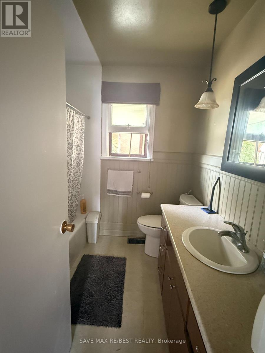 120 Weber Street S, Waterloo, Ontario  N2J 2A7 - Photo 8 - X12327392