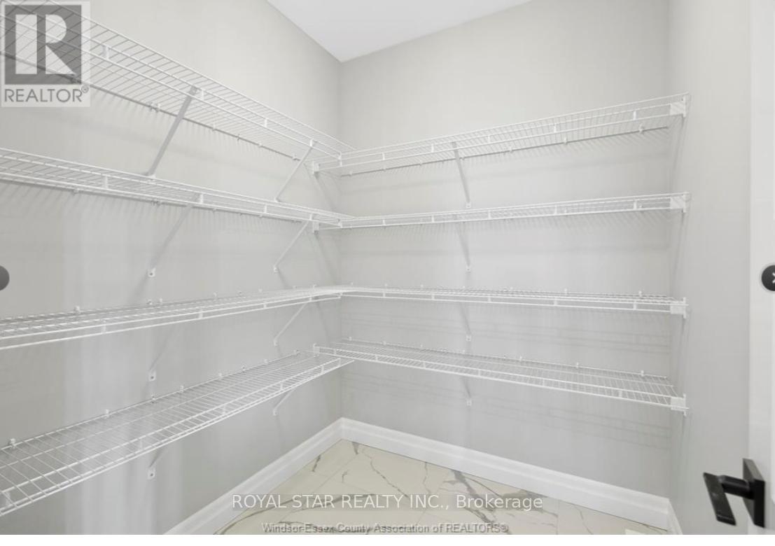 217 Cowan Court, Amherstburg, Ontario  N9V 0B9 - Photo 16 - X12327422