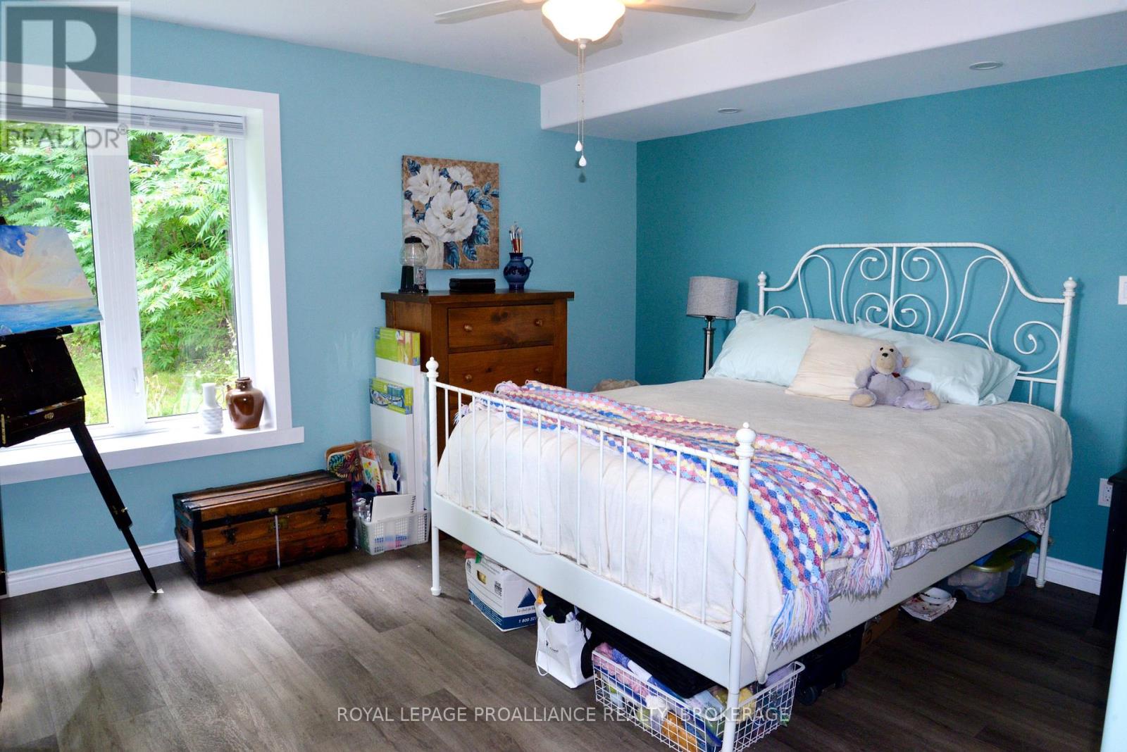 1099 Almost Lane, Frontenac (Frontenac North), Ontario  K0H 1C0 - Photo 28 - X12326575