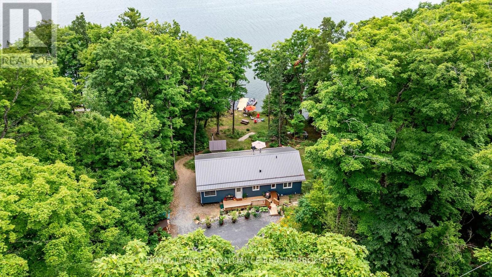 1099 Almost Lane, Frontenac (Frontenac North), Ontario  K0H 1C0 - Photo 5 - X12326575