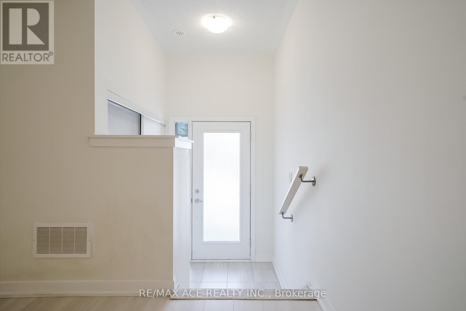 Property at 1501 - 1865 PICKERING PARKWAY image 4