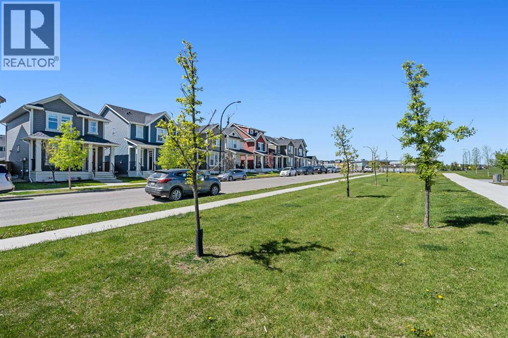 Property at 329 South Point Green SW image 4