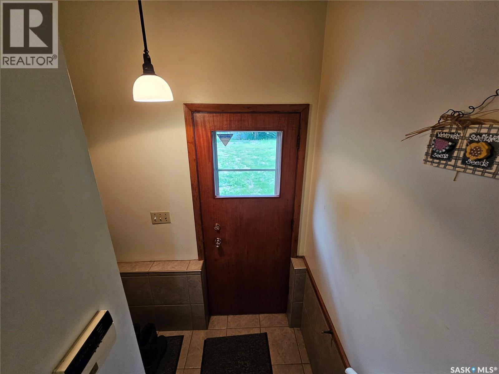 506 Centre Street, Meadow Lake, Saskatchewan  S9X 1E9 - Photo 11 - SK014788