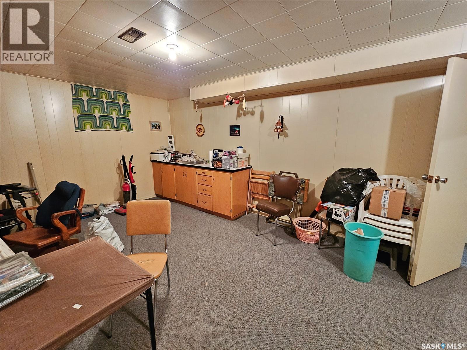 506 Centre Street, Meadow Lake, Saskatchewan  S9X 1E9 - Photo 13 - SK014788