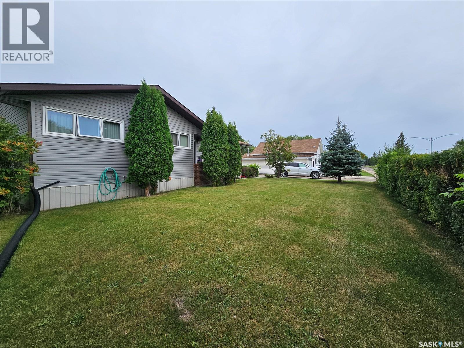 506 Centre Street, Meadow Lake, Saskatchewan  S9X 1E9 - Photo 20 - SK014788