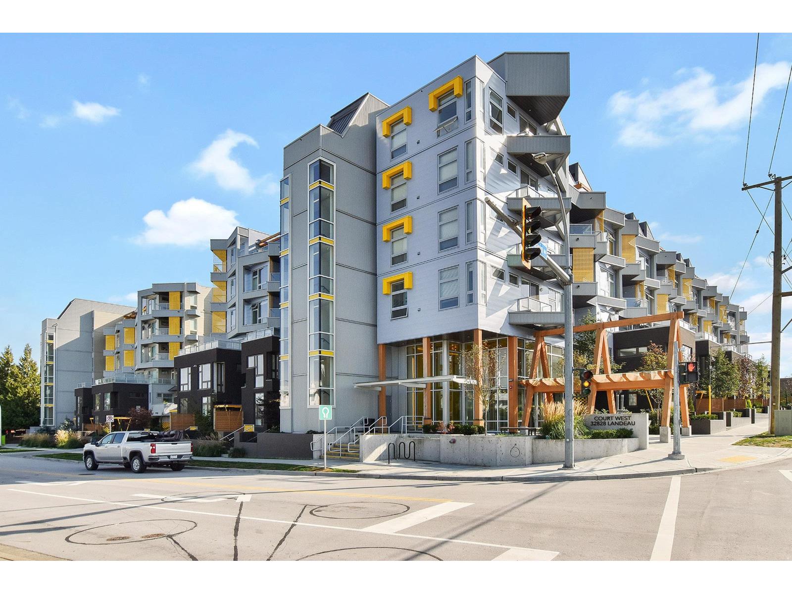 313 32838 LANDEAU PLACE, abbotsford, British Columbia