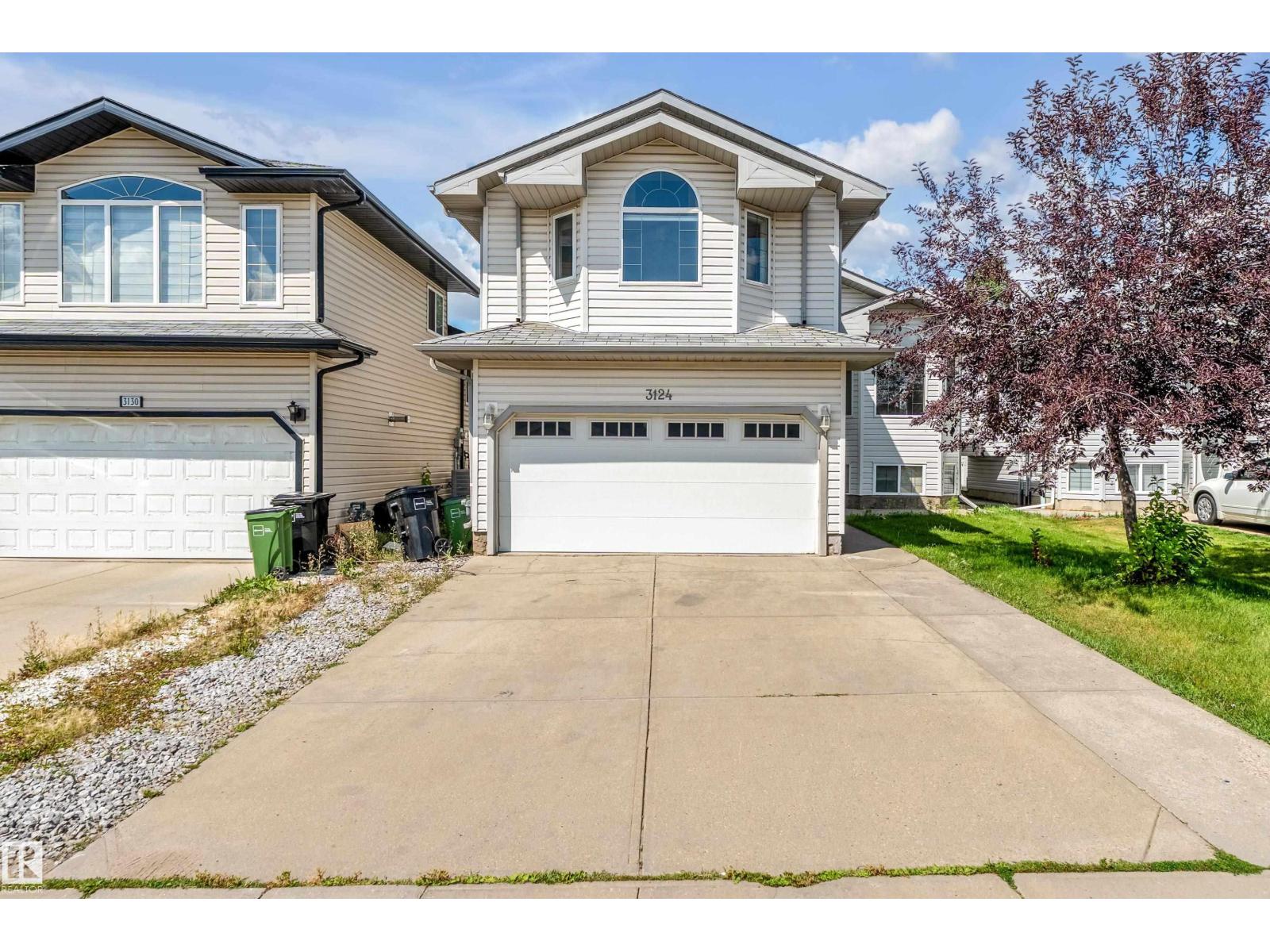 3124 34A AV NW, Edmonton, Alberta