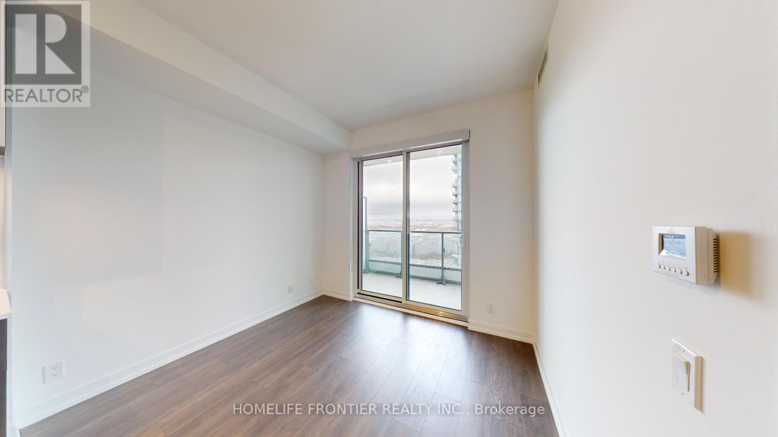 2805 - 950 Portage Parkway, Vaughan, Ontario  L4K 0J7 - Photo 8 - N12327603