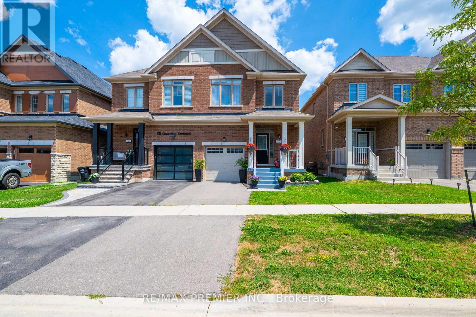 Property at 87 CASSERLEY CRESCENT image 3