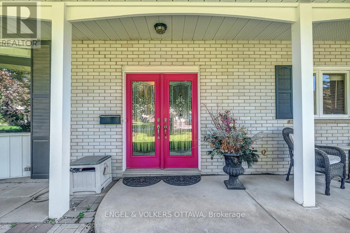 Property at 3 MOHAWK CRESCENT image 3