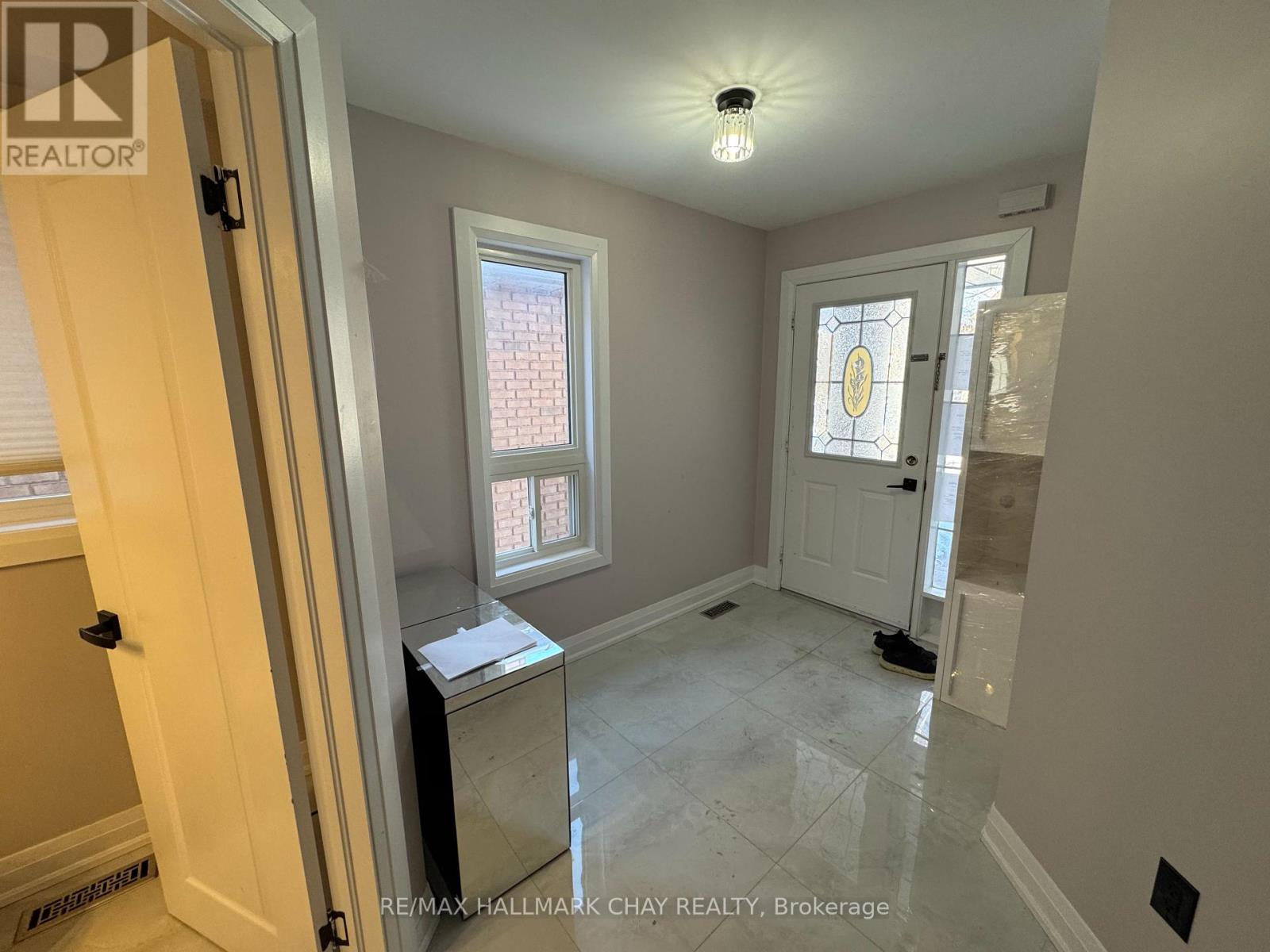 49 Catherine Drive, Barrie, Ontario  L4N 0Y5 - Photo 6 - S12327526