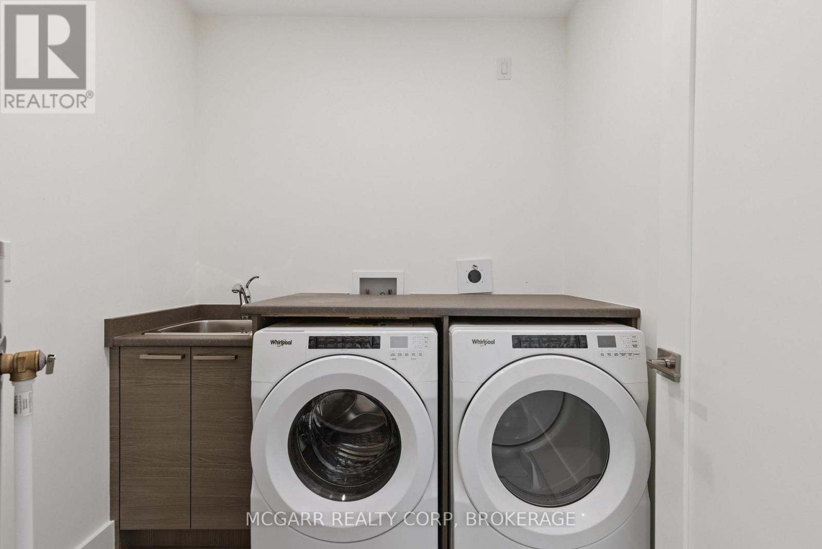 203 - 77 Yates Street, St. Catharines, Ontario  L2R 5R7 - Photo 22 - X12327758