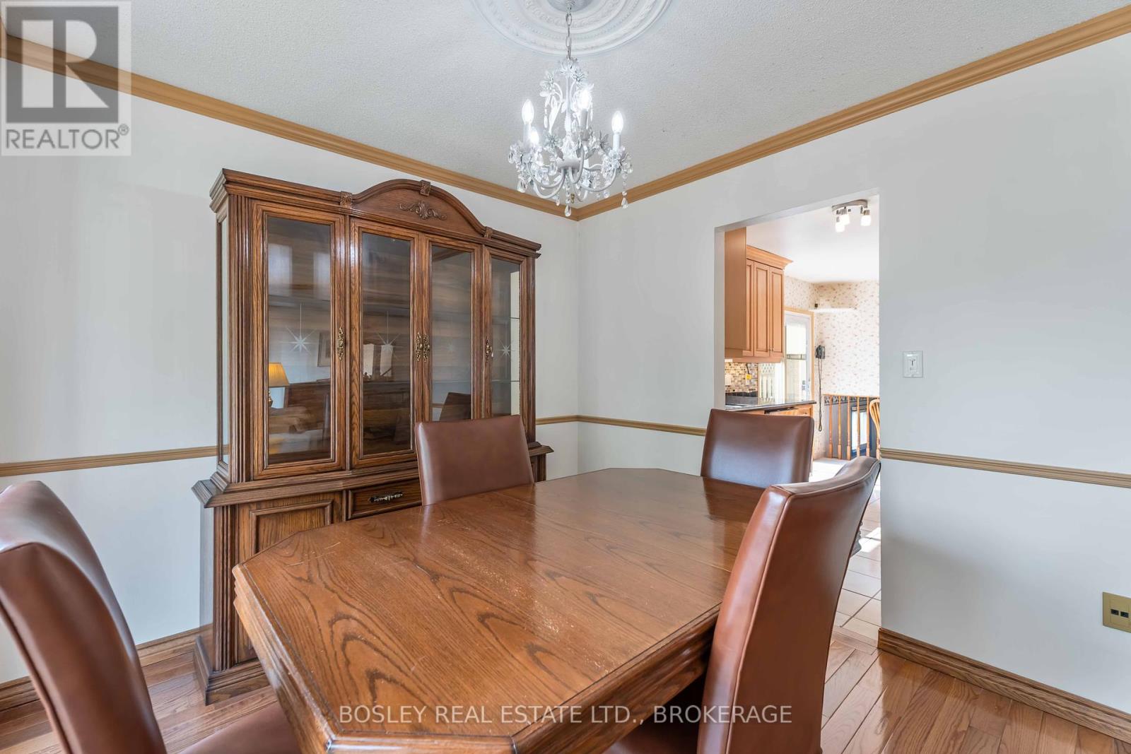 51 The Meadows Street, St. Catharines, Ontario  L2N 7K9 - Photo 10 - X12327759