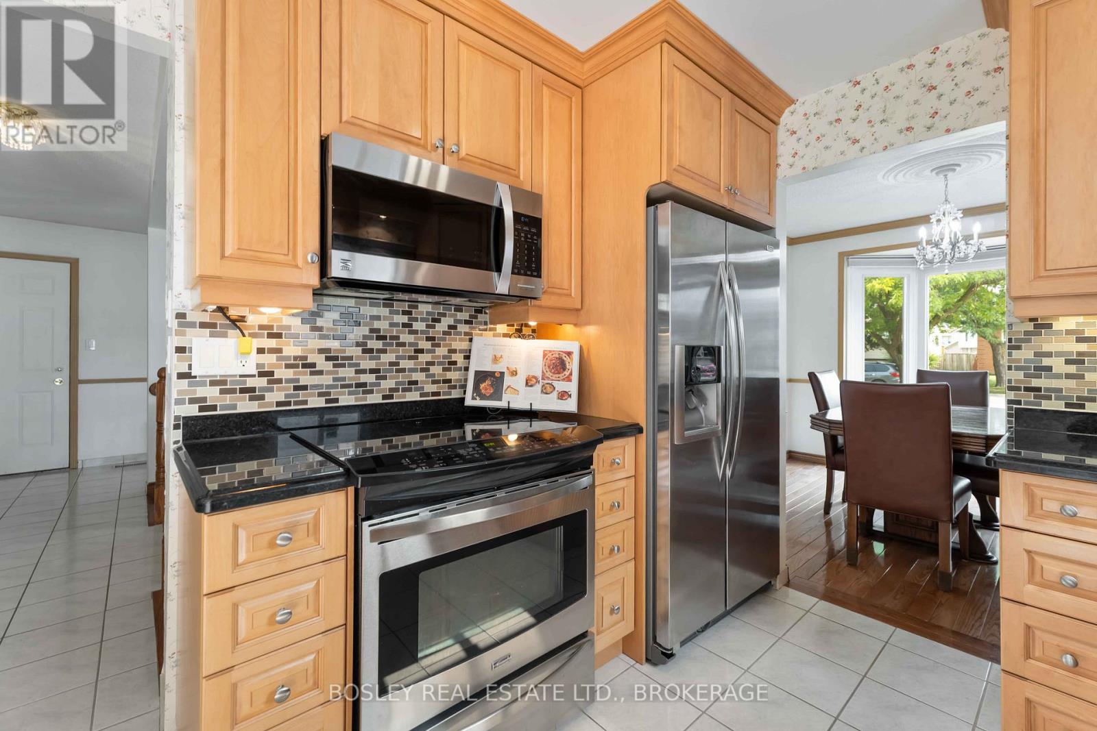 51 The Meadows Street, St. Catharines, Ontario  L2N 7K9 - Photo 16 - X12327759
