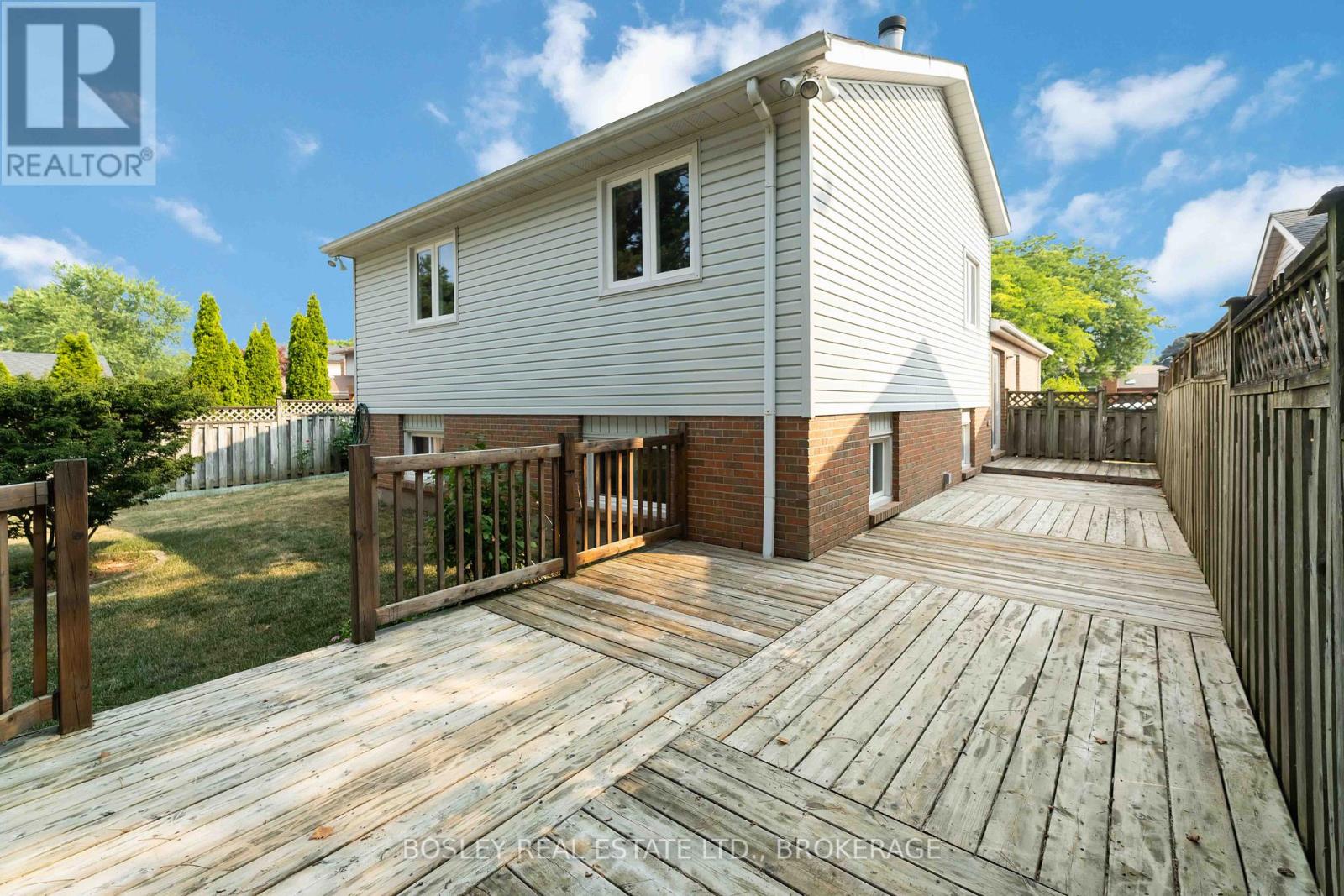 51 The Meadows Street, St. Catharines, Ontario  L2N 7K9 - Photo 36 - X12327759
