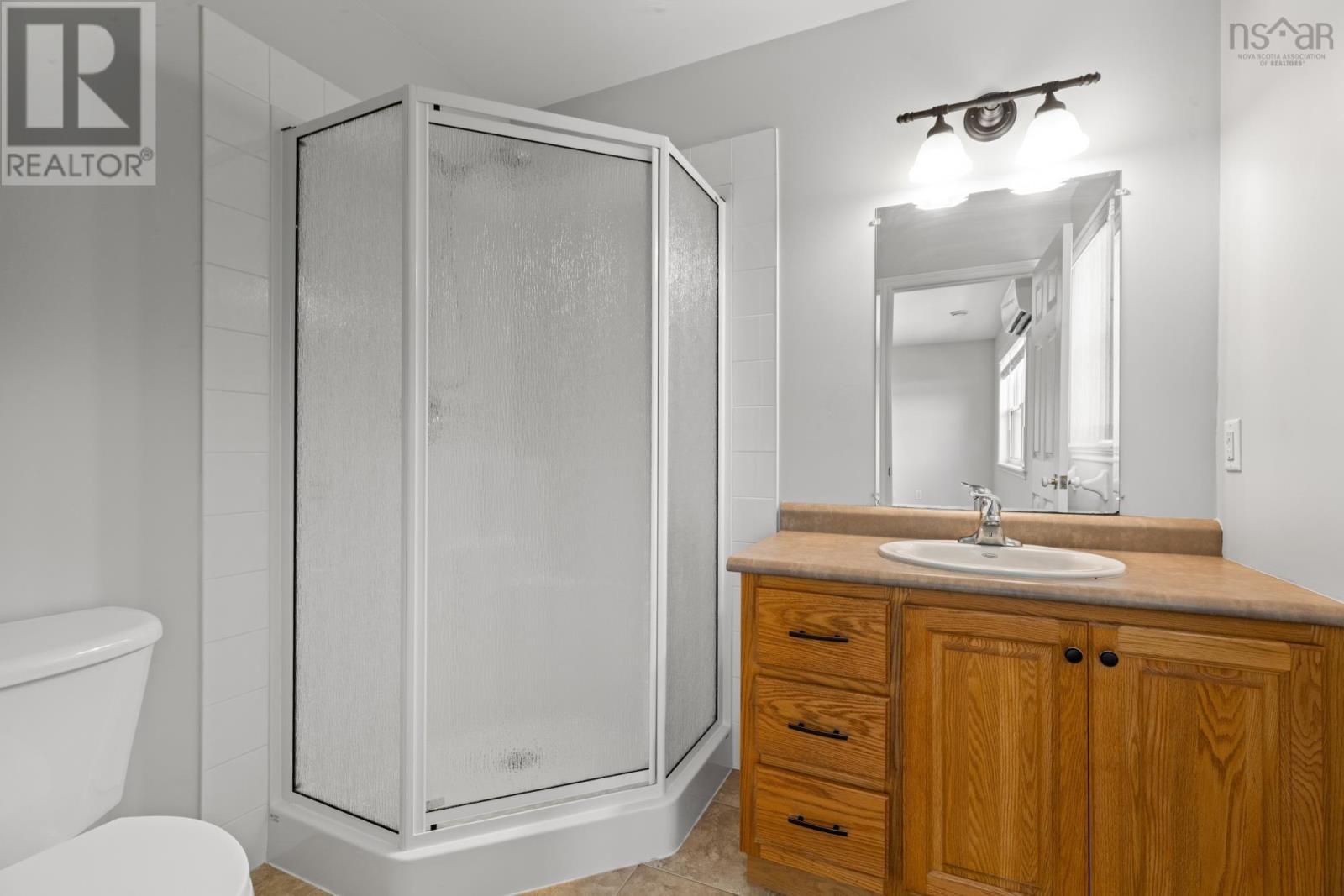 115 Russell Lake Drive, Dartmouth, Nova Scotia  B2W 6J5 - Photo 32 - 202515865