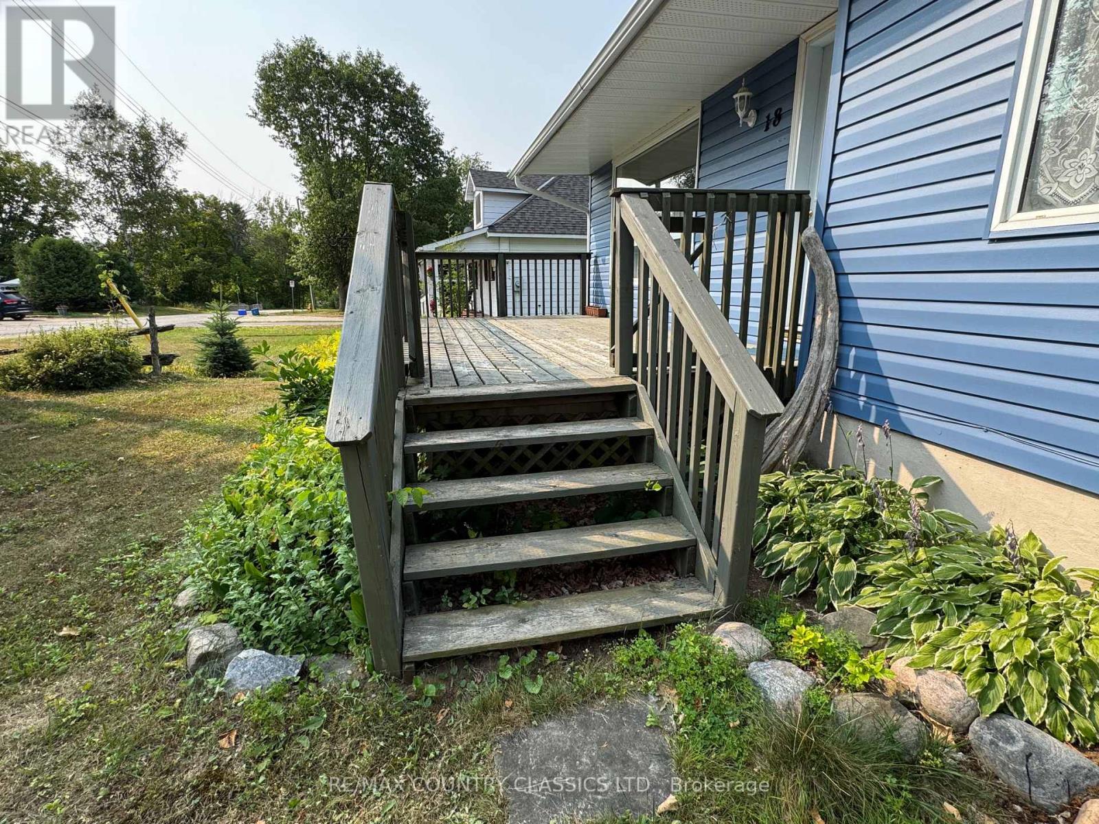 Property at 18 SHERBOURNE STREET S image 3
