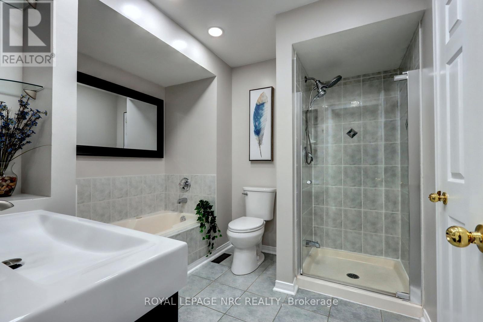 32 - 7101 Branigan Gate, Mississauga, Ontario  L5N 7S2 - Photo 27 - W12241281