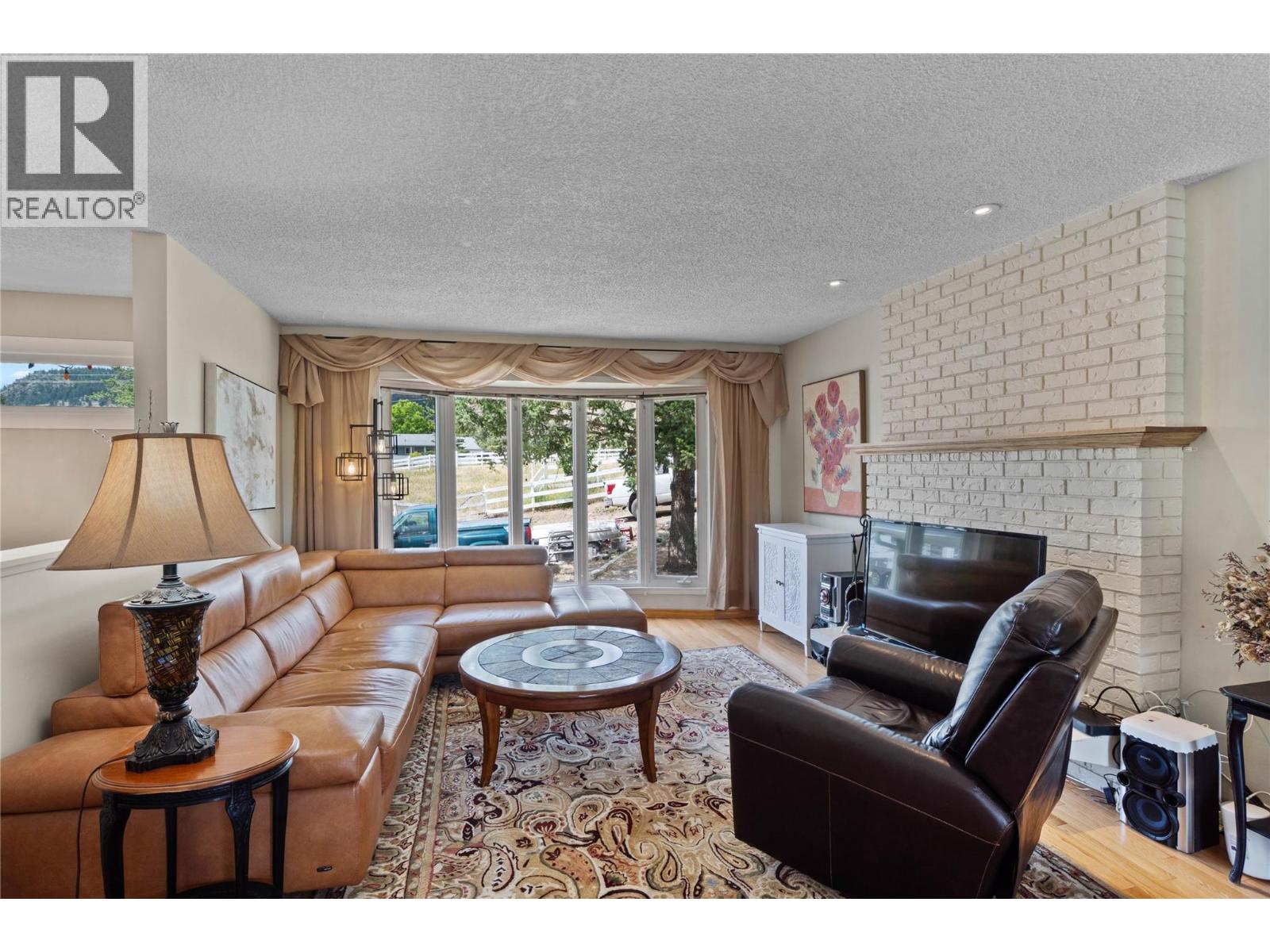 Property at 7196 Blackwell Road image 4