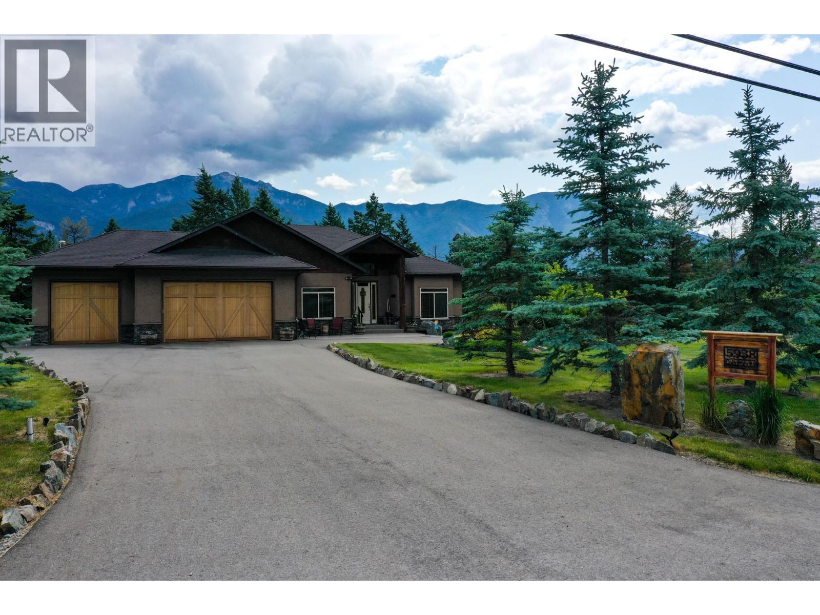 5938 COLUMBIA LAKE Road, fairmont hot springs, British Columbia