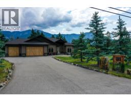 5938 COLUMBIA LAKE Road, fairmont hot springs, British Columbia
