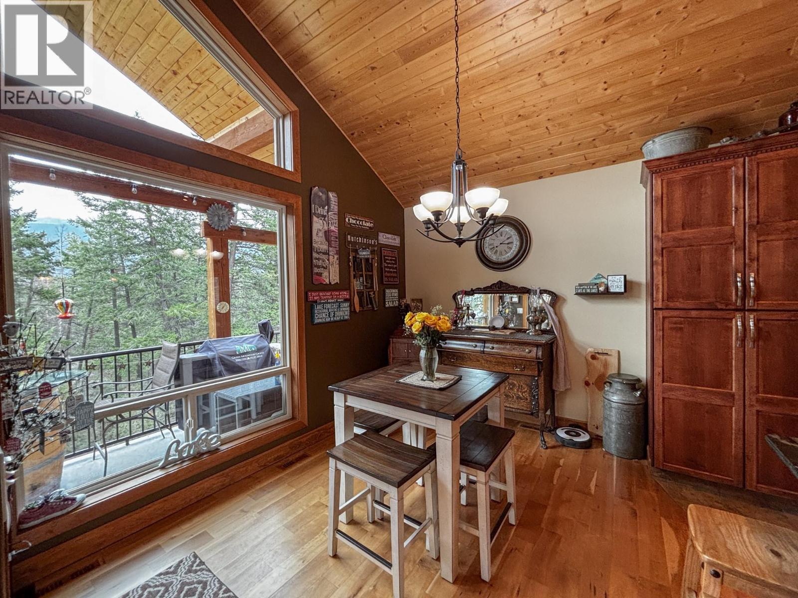5938 Columbia Lake Road, Fairmont Hot Springs, British Columbia  V0B 1L2 - Photo 10 - 10358453