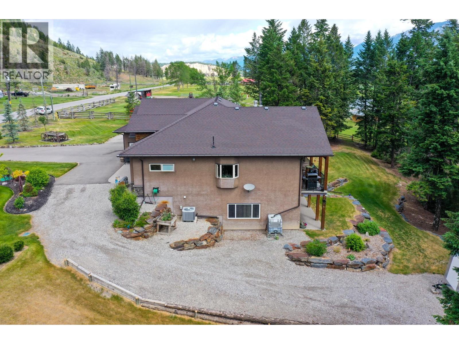 5938 Columbia Lake Road, Fairmont Hot Springs, British Columbia  V0B 1L2 - Photo 68 - 10358453