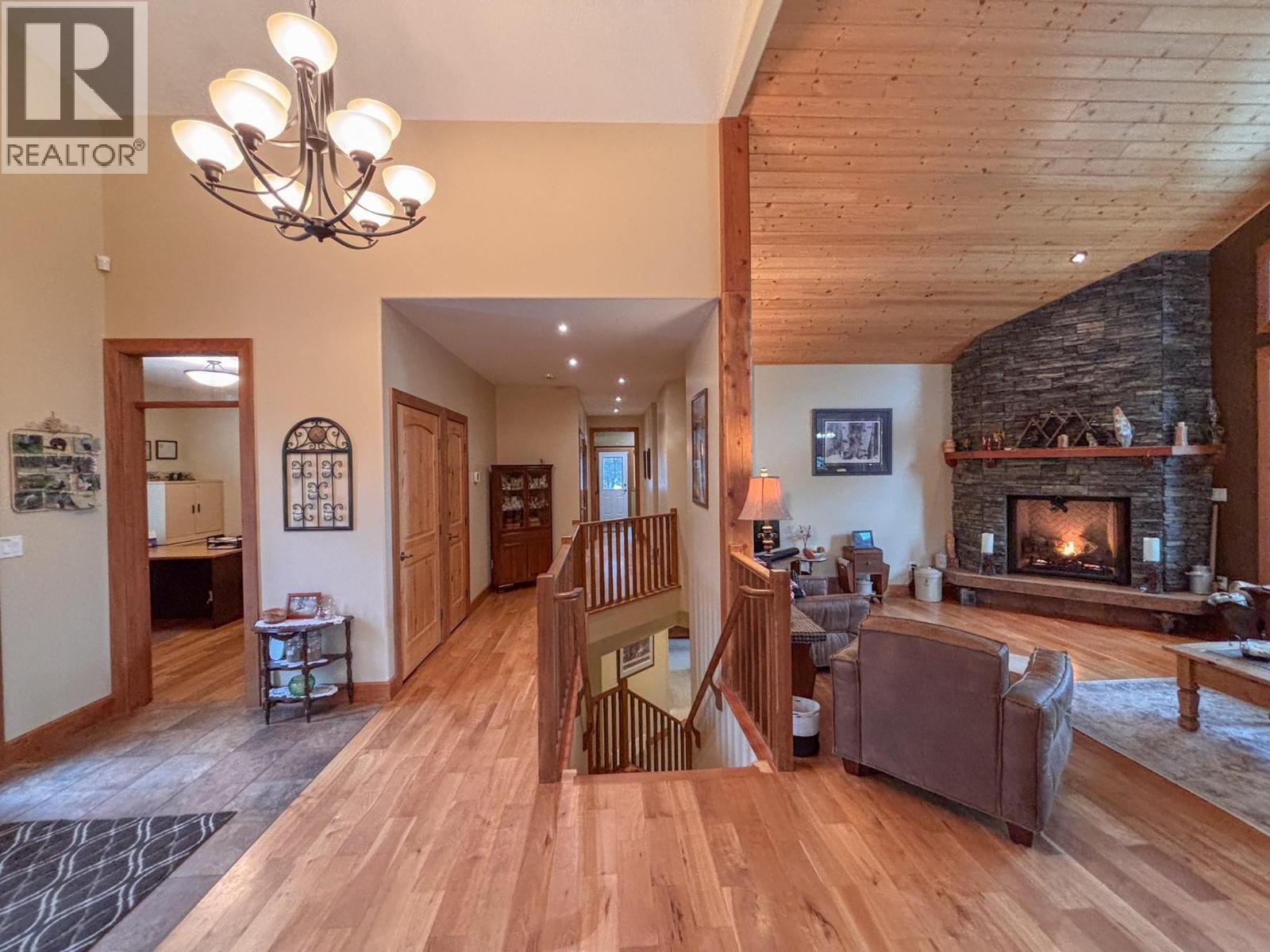 5938 Columbia Lake Road, Fairmont Hot Springs, British Columbia  V0B 1L2 - Photo 22 - 10358453