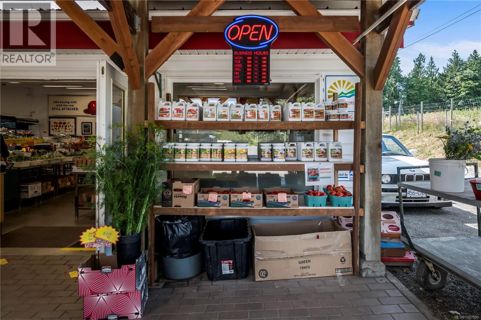 6070 Oldfield Rd, Saanich, British Columbia  V9E 2J4 - Photo 34 - 1007980