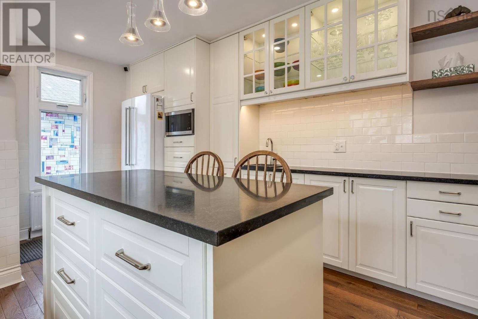 7133 Murdoch Avenue, Halifax, Nova Scotia  B3L 2G9 - Photo 16 - 202504655