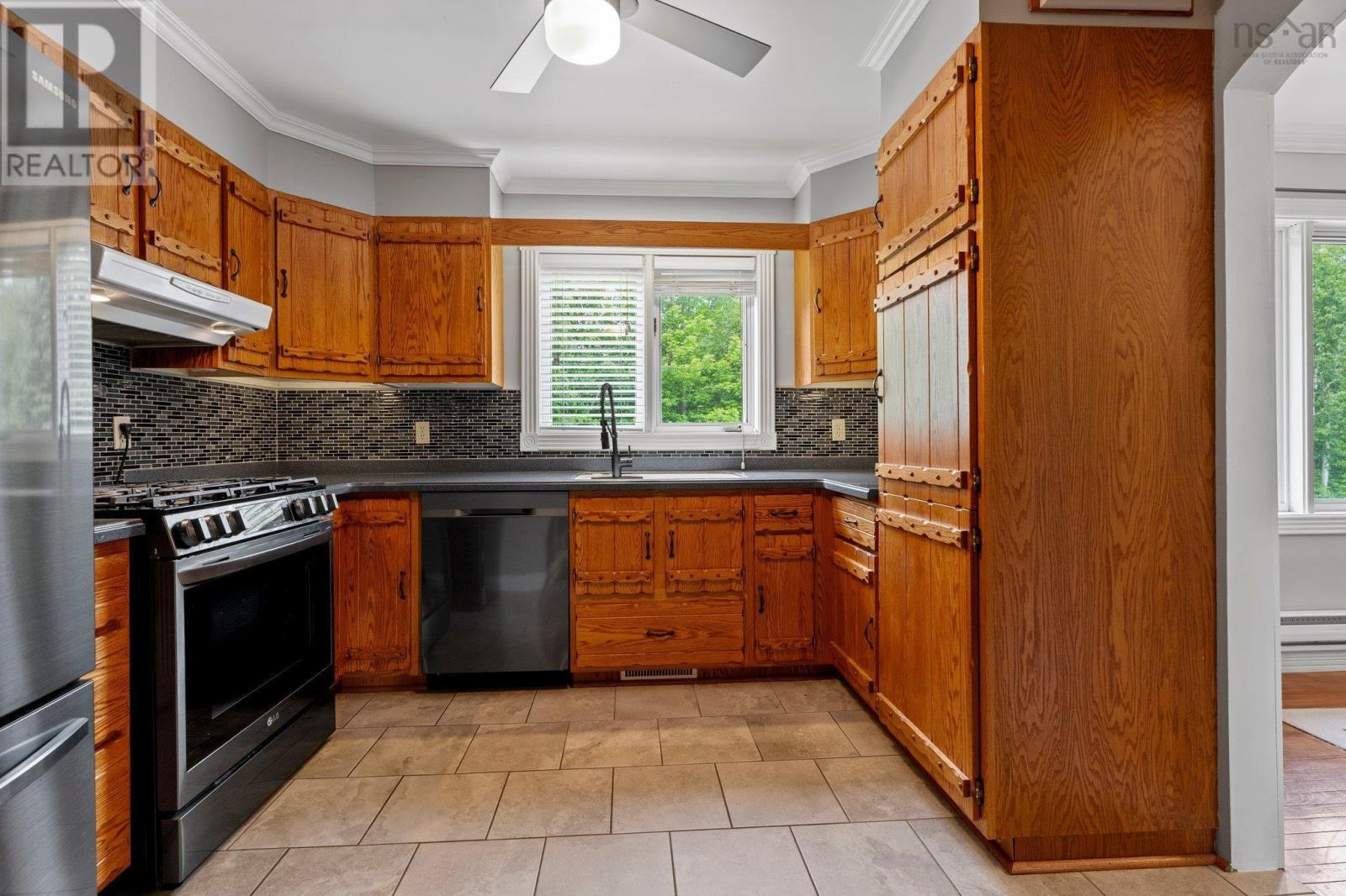 193 Glen Road, Mclellans Brook, Nova Scotia  B2H 5C7 - Photo 8 - 202515037