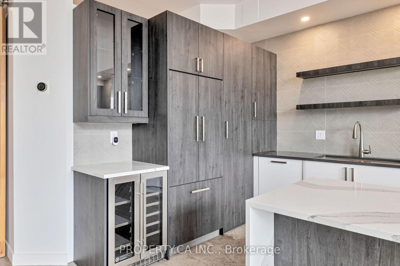 1017 - 155 Dalhousie Street, Toronto, Ontario  M5B 2P7 - Photo 7 - C12327651