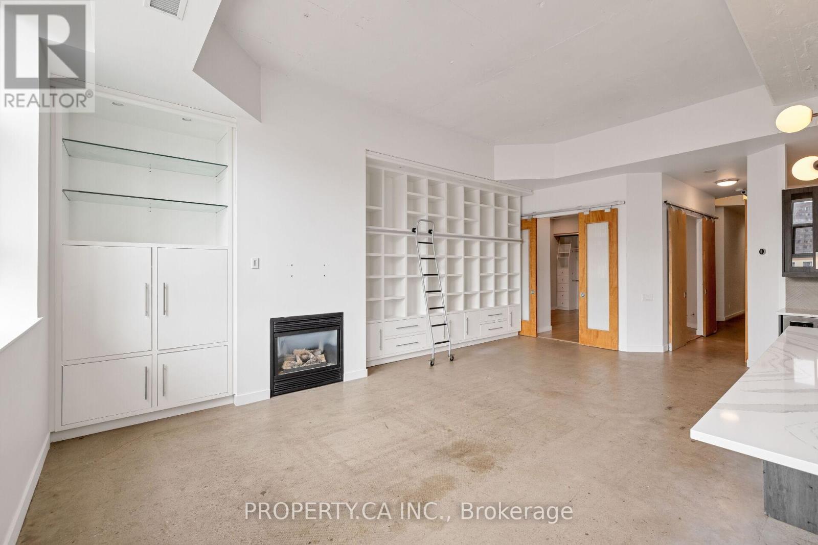 1017 - 155 Dalhousie Street, Toronto, Ontario  M5B 2P7 - Photo 8 - C12327651