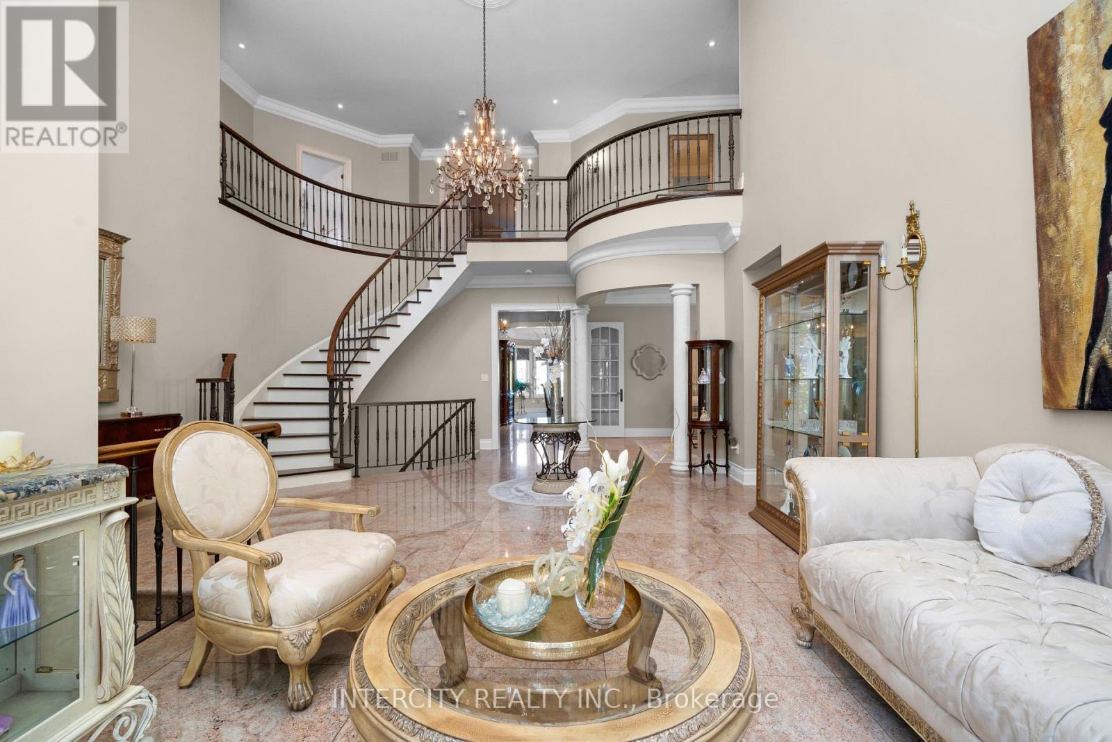 Property at 118 PARK RIDGE DRIVE image 5