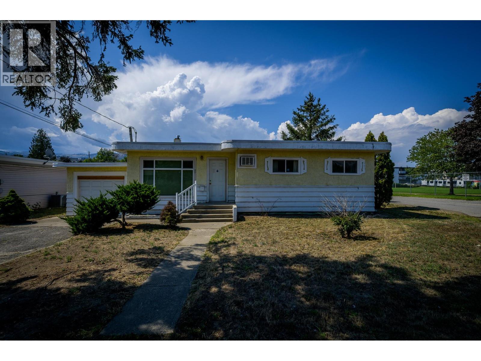 Property at 417 Mulberry Avenue image 1