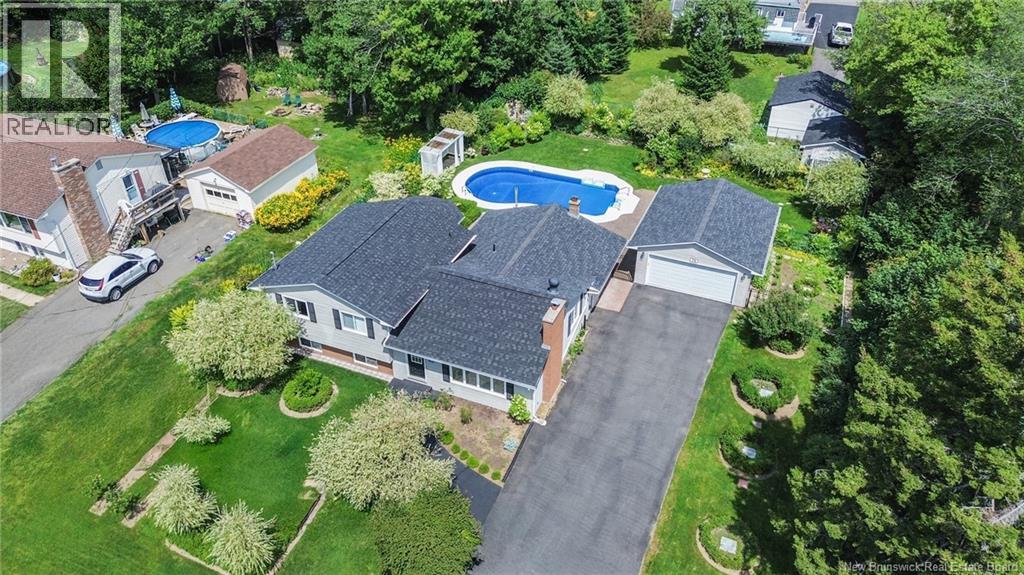 Property at 79 Bradshaw Drive image 1