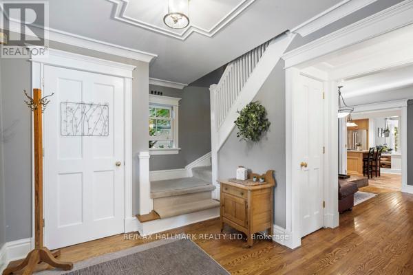 Property at 59 CENTRE STREET W image 4