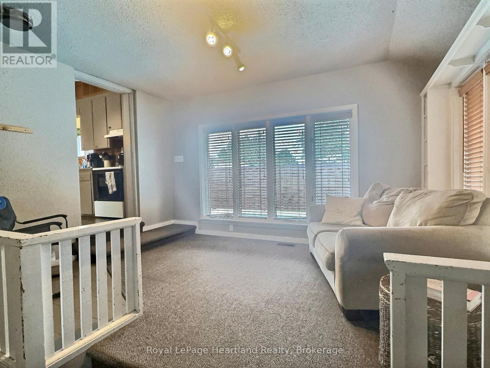 Photo 28 of 39 for 58 Main Street S