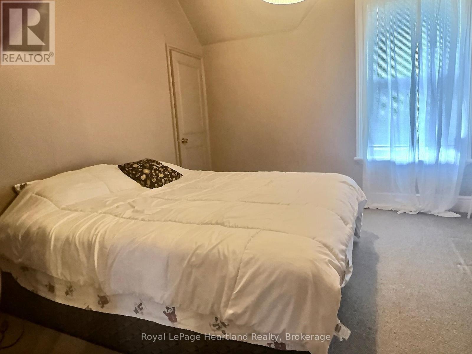 Photo 35 of 39 for 58 Main Street S